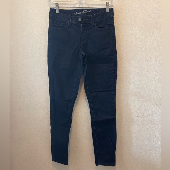 Universal Thread Skinny Jeans - Picture 2 of 6